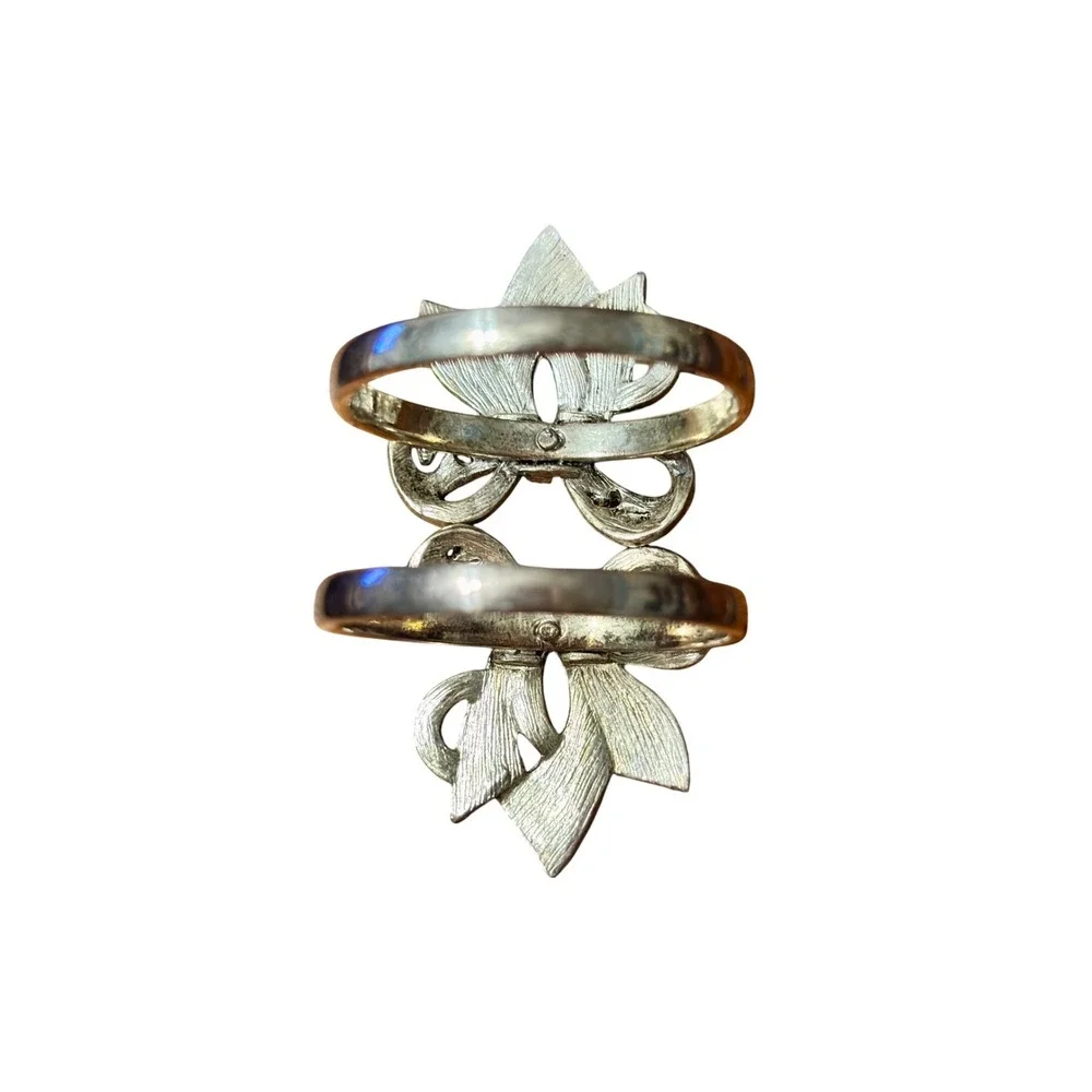 Set of 11 Silver Tone Bow Leaf Design Napkin Rings Holders Elegant Table Decor‎